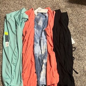 (6/$10) Maternity T-Shirt & Tank Bundle